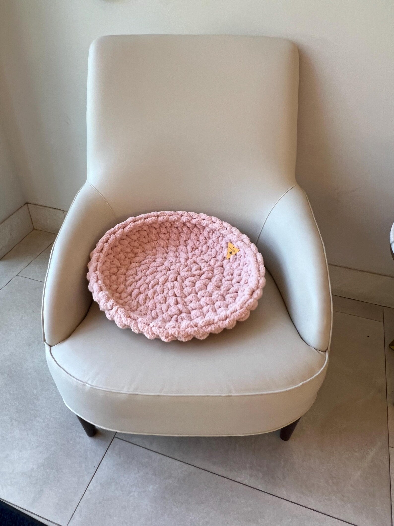 Fury Stitch® Handgehäkelte Chenille-Schlafmatte | Weiches Rundes Katzenkissen