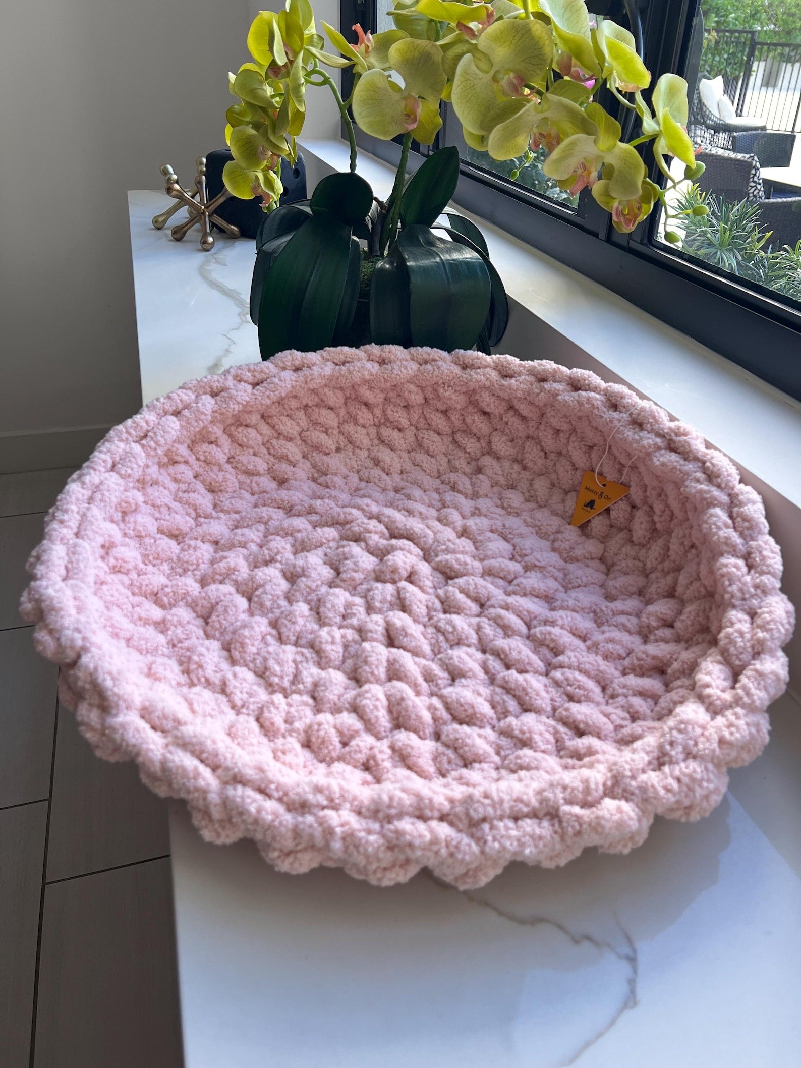 Fury Stitch® Handgehäkelte Chenille-Schlafmatte | Weiches Rundes Katzenkissen