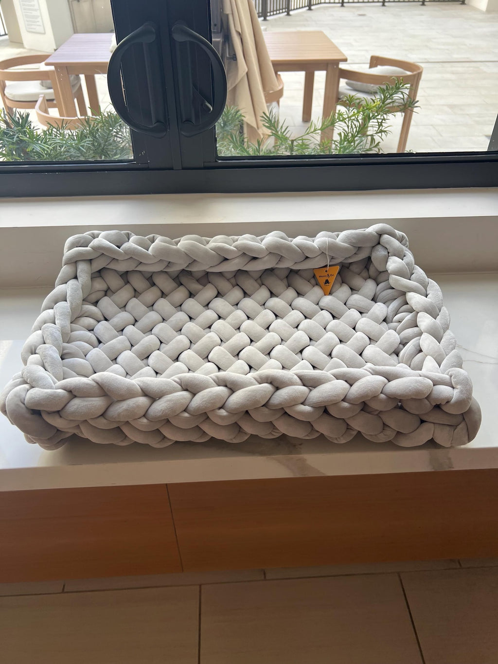 Fury Stitch® Handgestricktes Samt-Katzenbett | Orthopädisches Kuschelnest