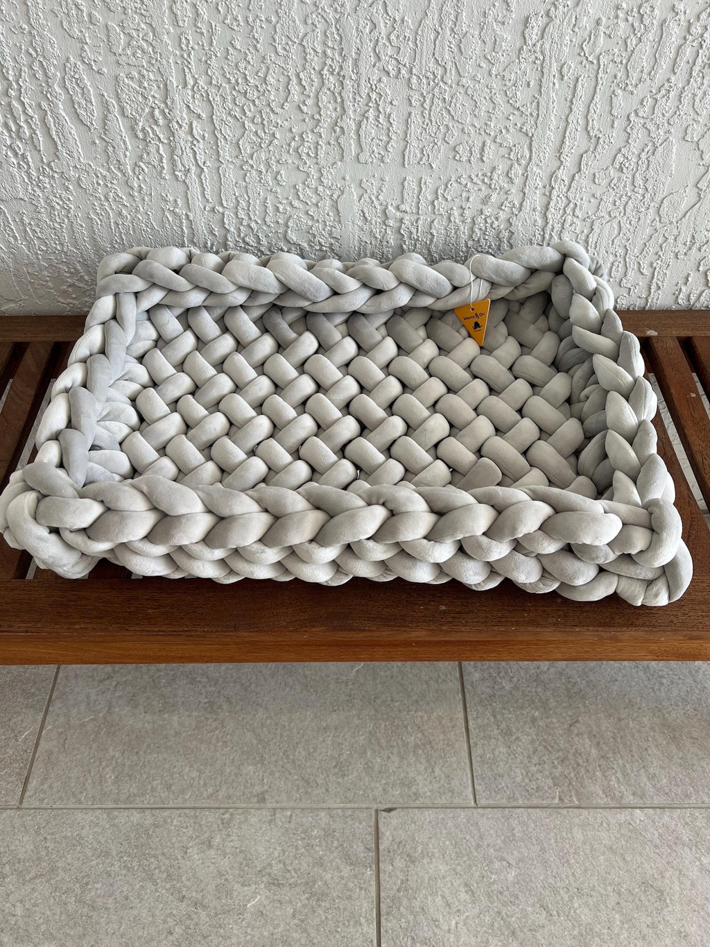 Fury Stitch® Handgestricktes Samt-Katzenbett | Orthopädisches Kuschelnest